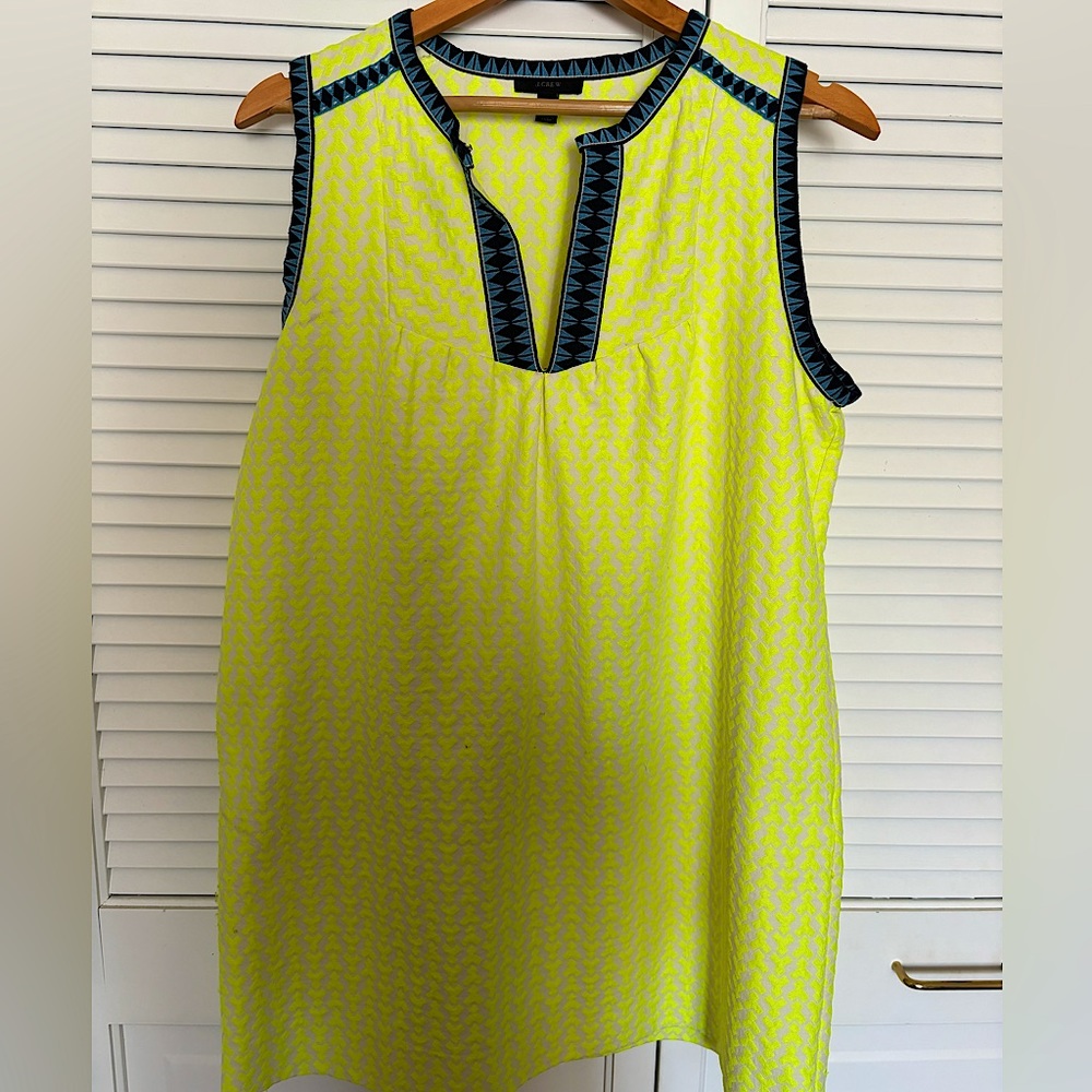 Sleeveless Aztec print mini shift dress